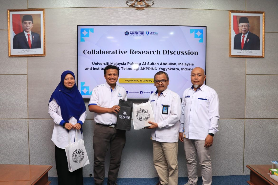 Kerja Sama Bidang Teknologi IST AKPRIND dengan UMPSA Malaysia